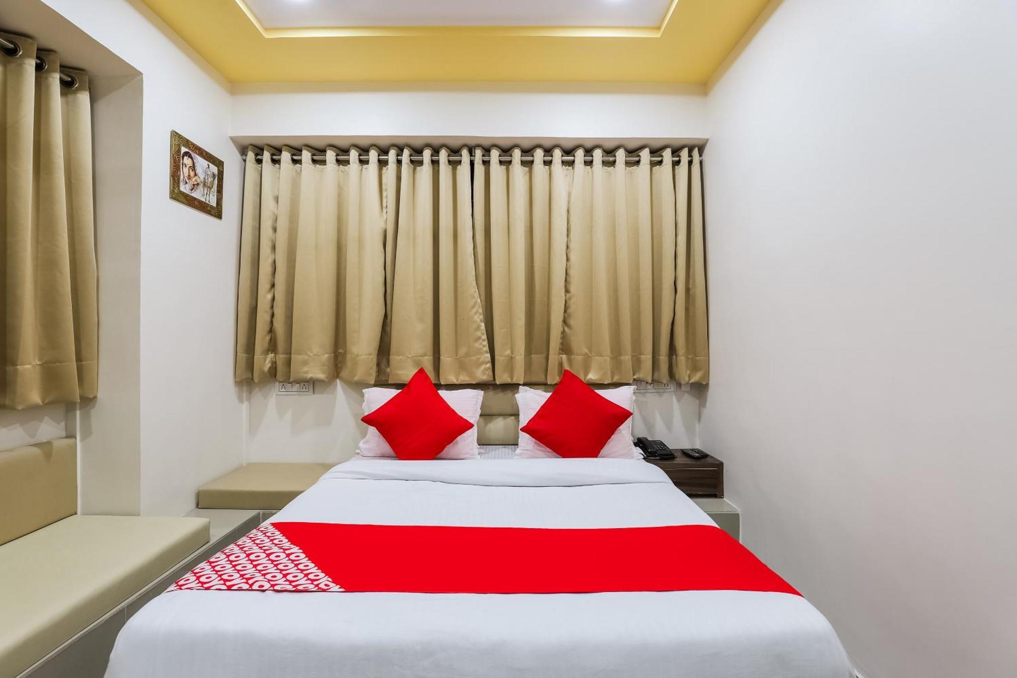 אחמדאבאד Collection O Hotel Alice מראה חיצוני תמונה