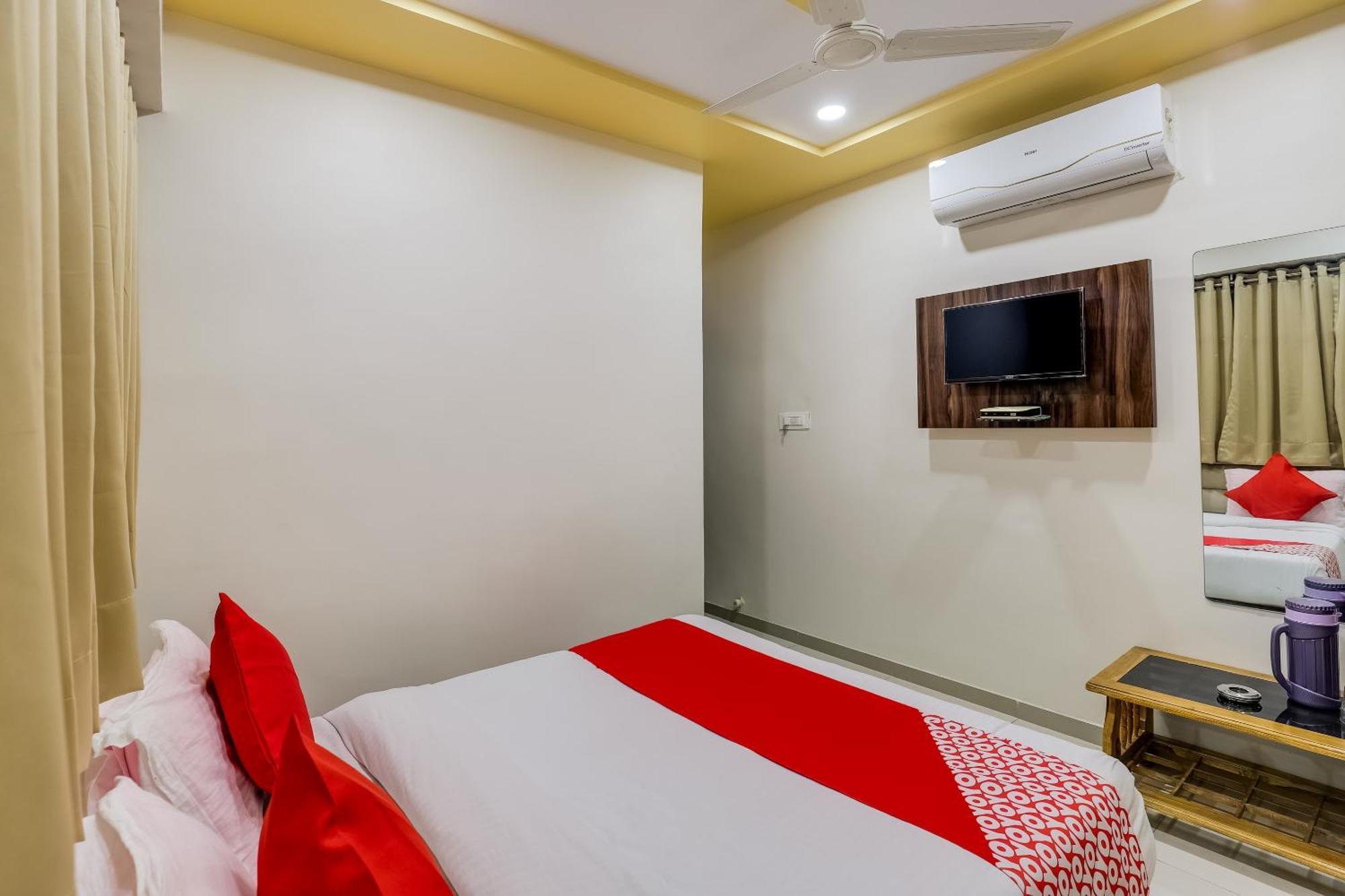 אחמדאבאד Collection O Hotel Alice מראה חיצוני תמונה
